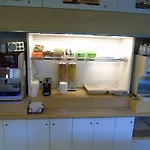 Hotel Hotelf1 Thonon Les Bains Est Marin
