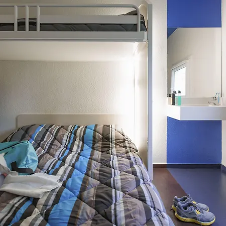 Otel Hotelf1 Thonon Les Bains Est Marin