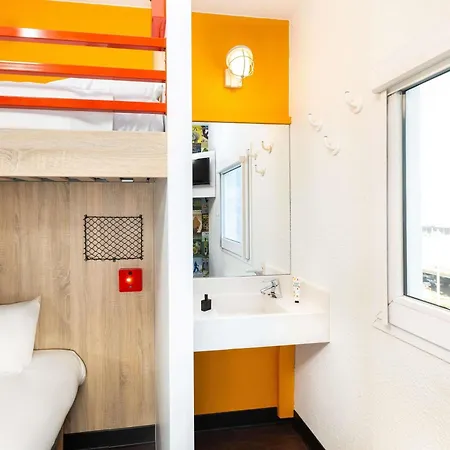 Hotelf1 Thonon Les Bains Est Hotel
