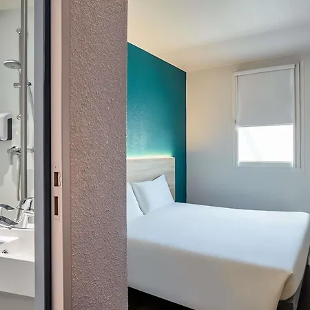 Отель Hotelf1 Thonon Les Bains Est