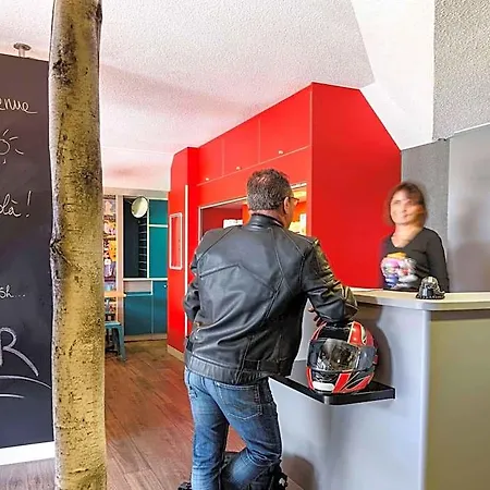 Hotelf1 Thonon Les Bains Est Hotel *
