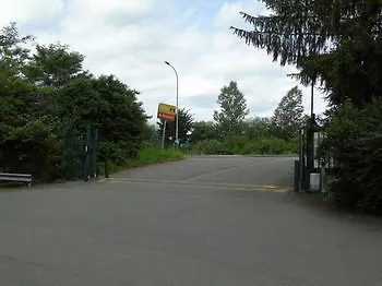 Отель Hotelf1 Thonon Les Bains Est *