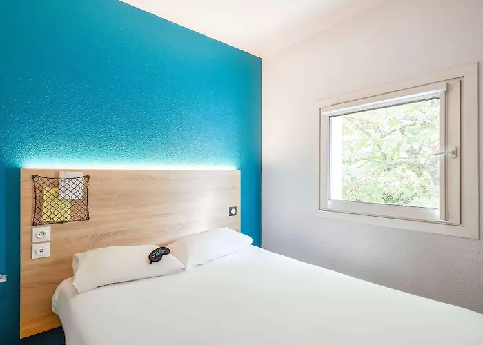 Hotelf1 Thonon Les Bains Est * Marin